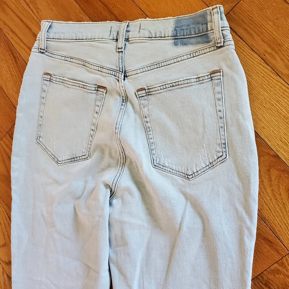 NWT A&F 30 Contemporary Curve Love Ultra High Rise Slim Straight Split Hem Jeans - Picture 9 of 14
